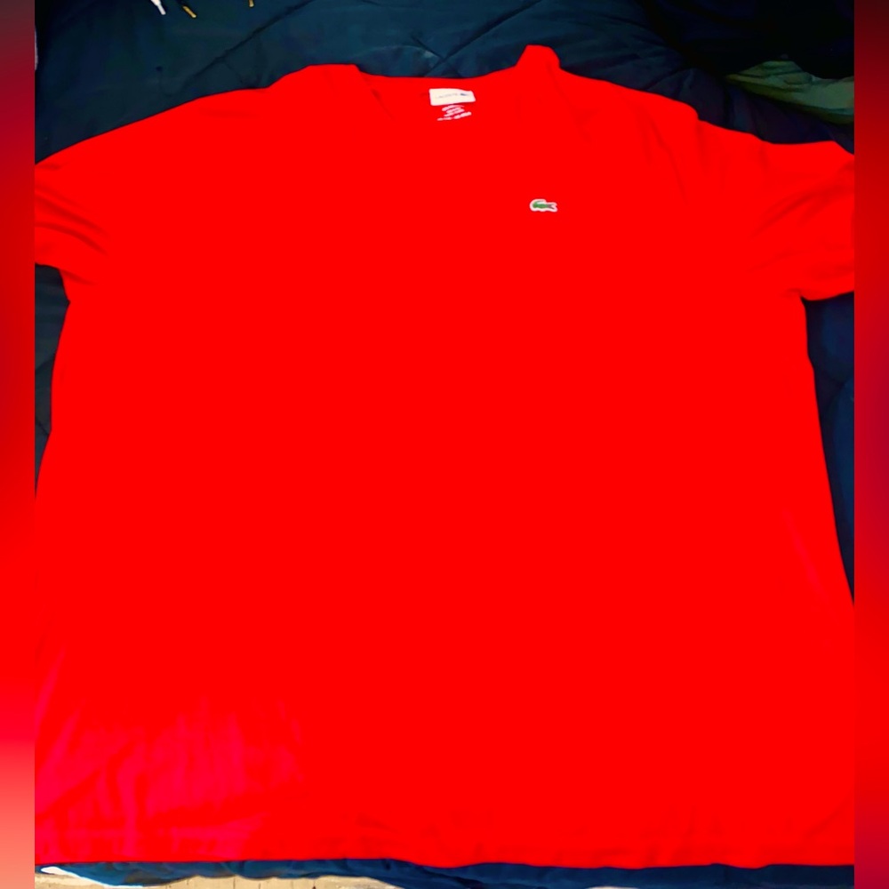 LACOSTE V-NECK TEE